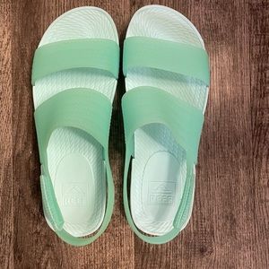 Green Reef Water Vista sandals